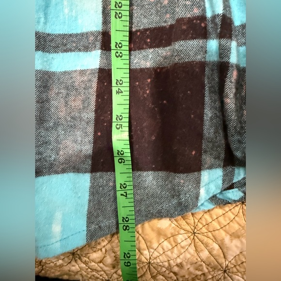 Angry Minnow clothing co size Medium bell sleeve shirt - Picture 7 of 9